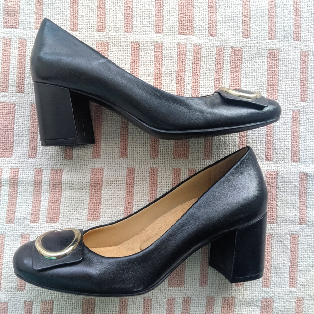 Naturalizer Wright Black Leather Silver Buckle Pumps Block Heels, Size 6